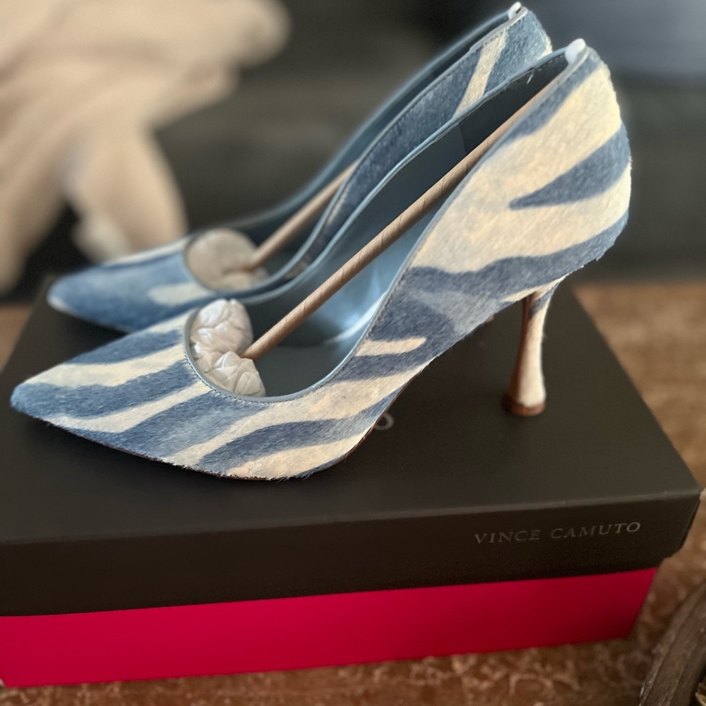 Vince Camuto VC-CADIE3